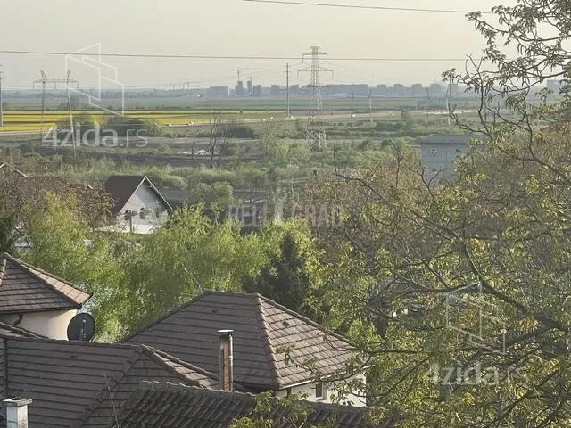 Plac | 4zida