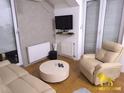 LAZE KOSTIĆA | 4zida.rs