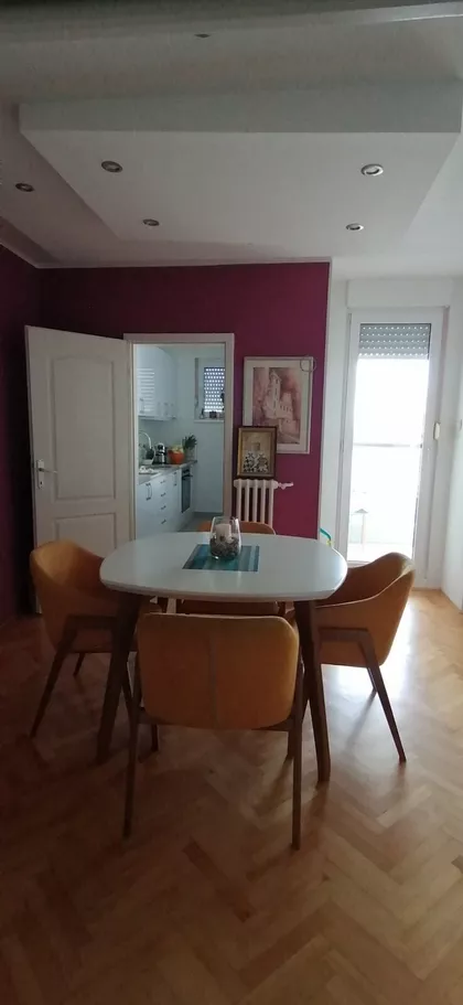 Patrijarha Pavla 10 | 4zida.rs