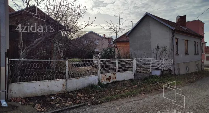 Kuća | 4zida