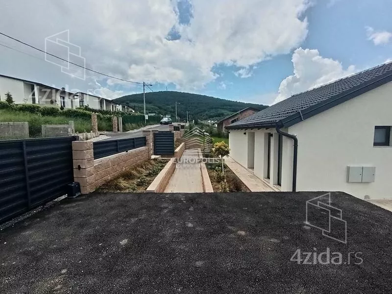 Kuća | 4zida