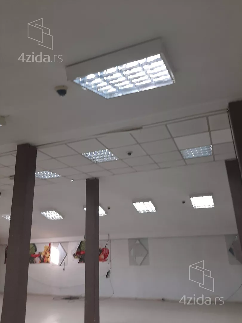 Poslovni prostor | 4zida