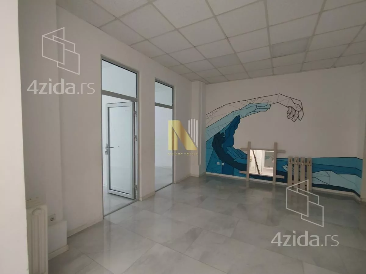 Poslovni prostor | 4zida