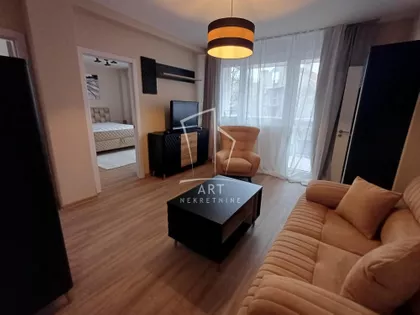 Velbuška | 4zida.rs