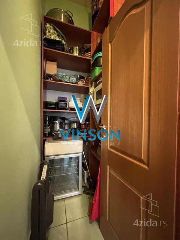 Petosoban stan | 4zida