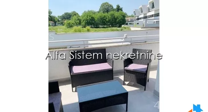 Petosoban stan | 4zida