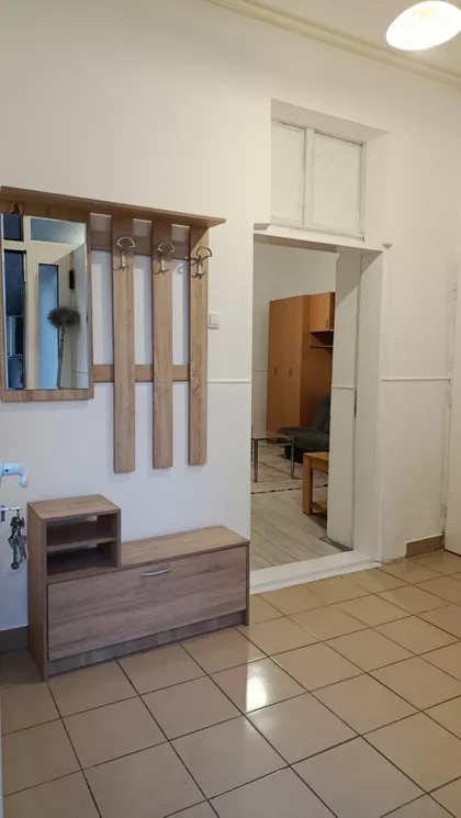 Gimnazijska 4A | 4zida.rs