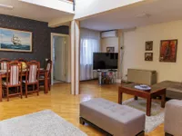 London, Stari Grad opština, Beograd | 4zida.rs
