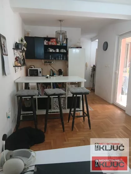 Podbara | 4zida.rs