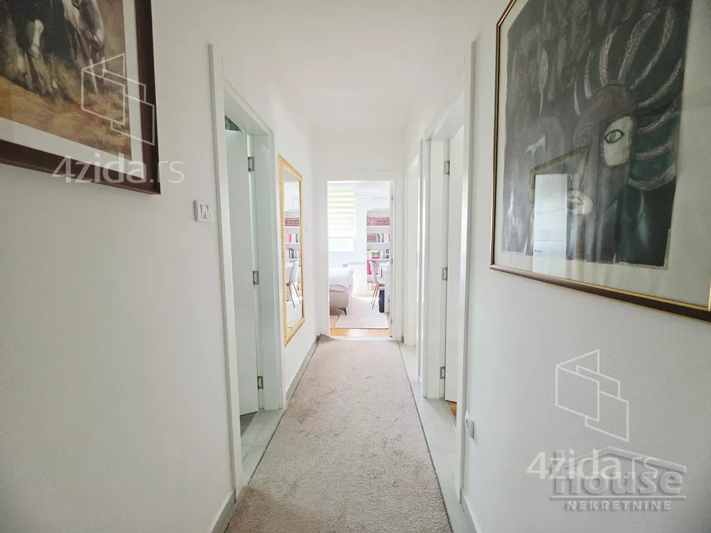 Troiposoban stan | 4zida