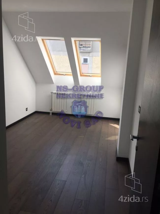 Šestosoban stan | 4zida