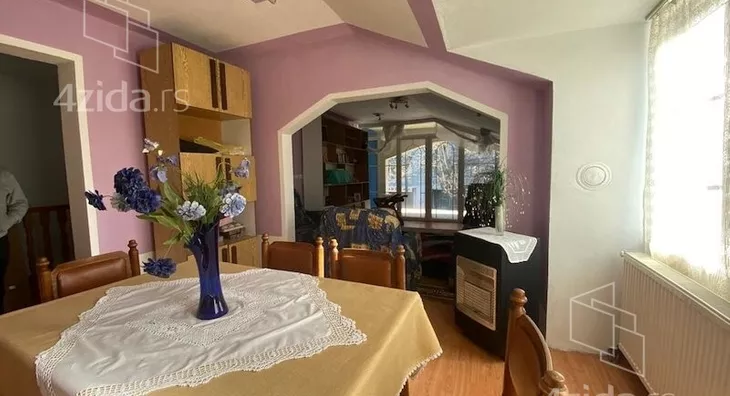 3-etažna kuća | 4zida