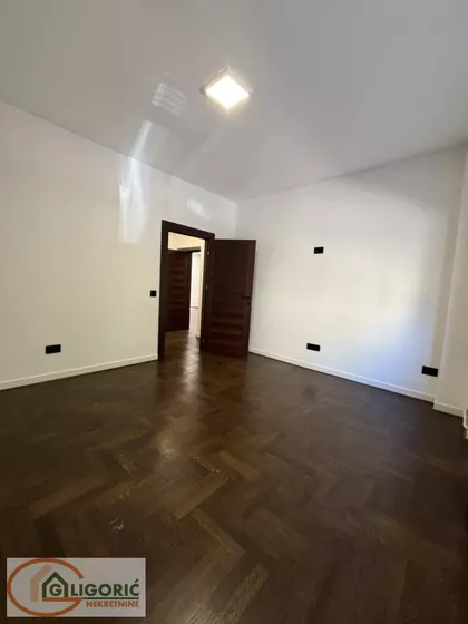Njegoševa | 4zida.rs
