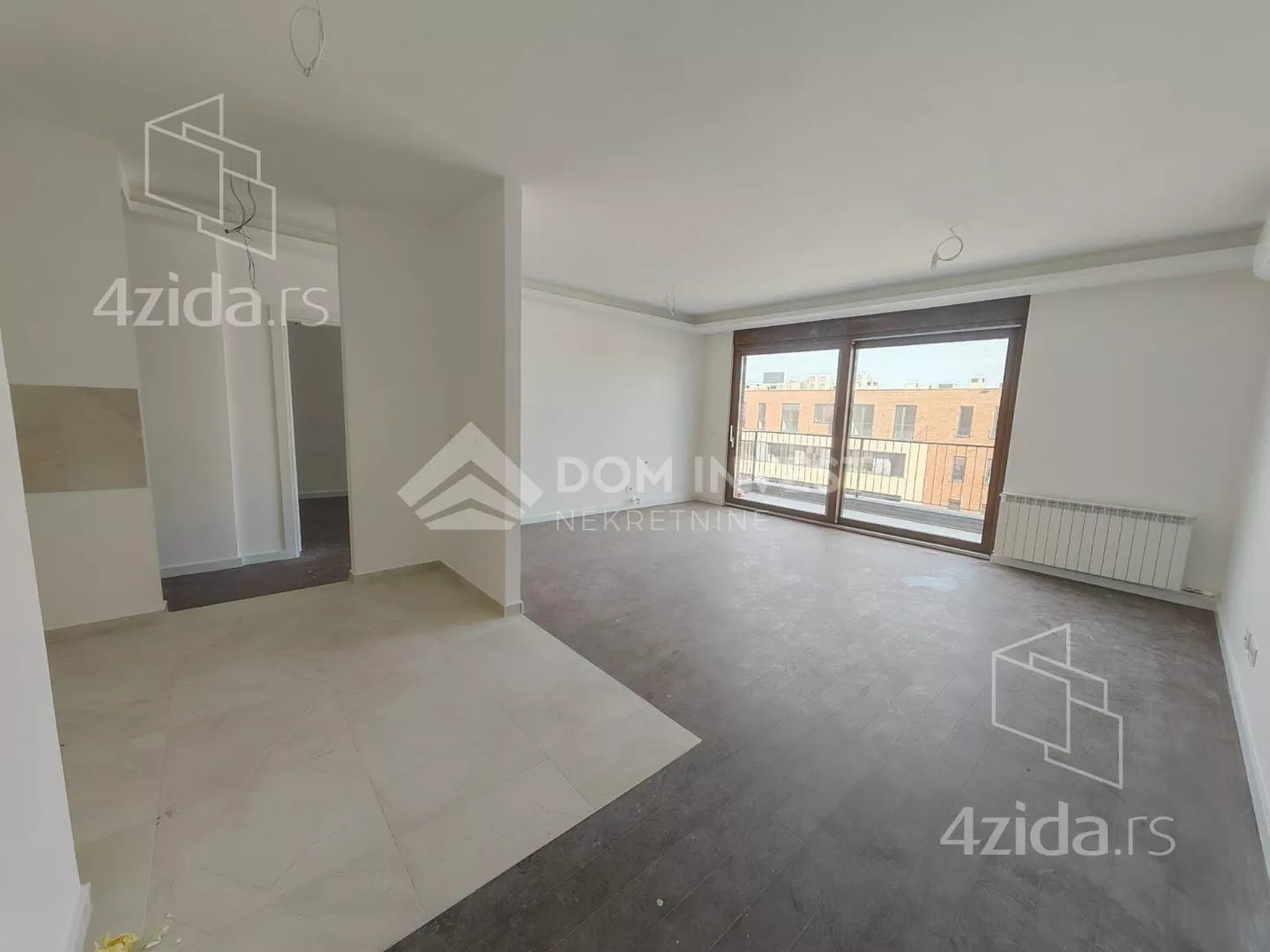 Petosoban stan | 4zida