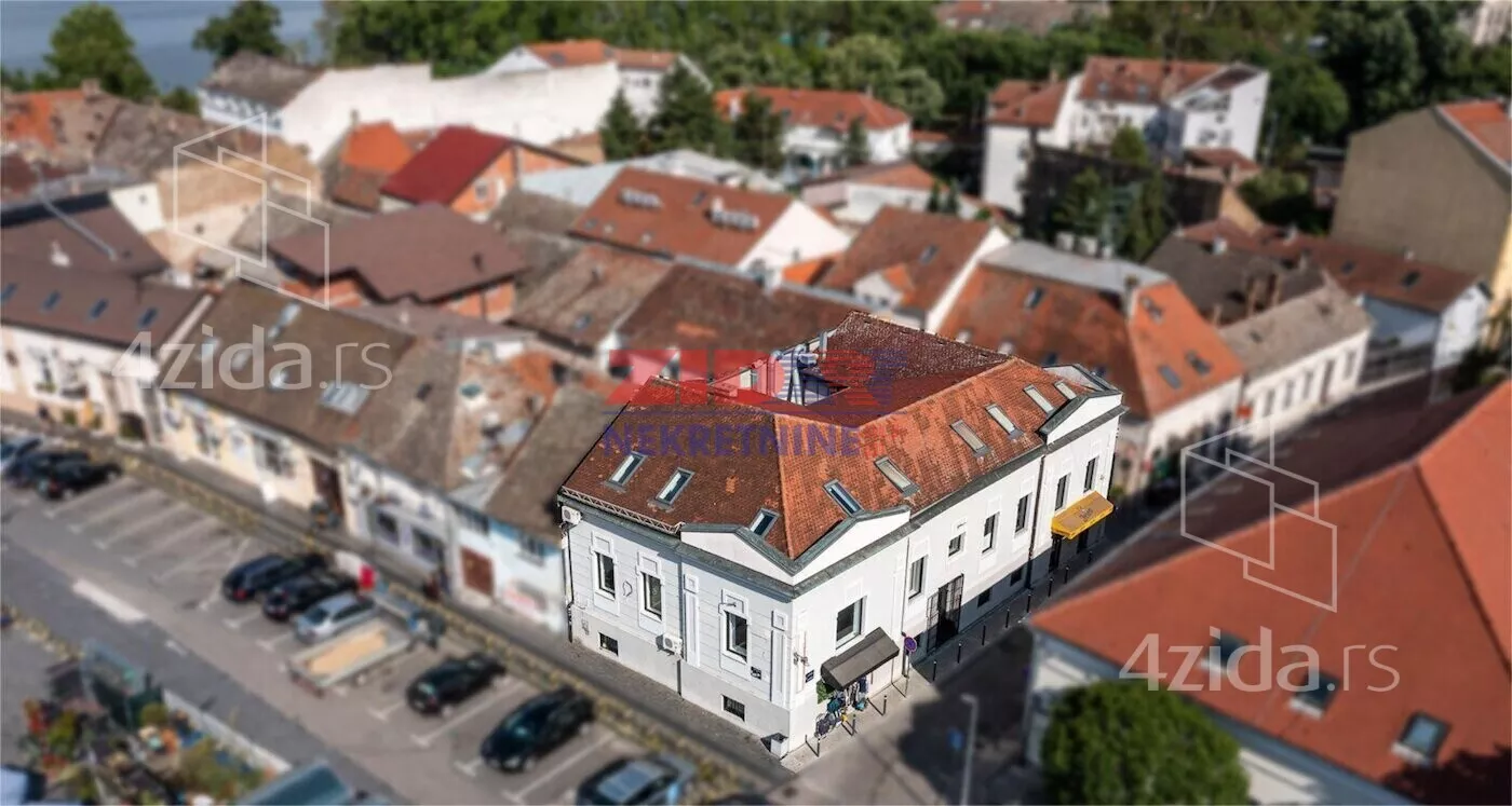 Poslovna zgrada | 4zida