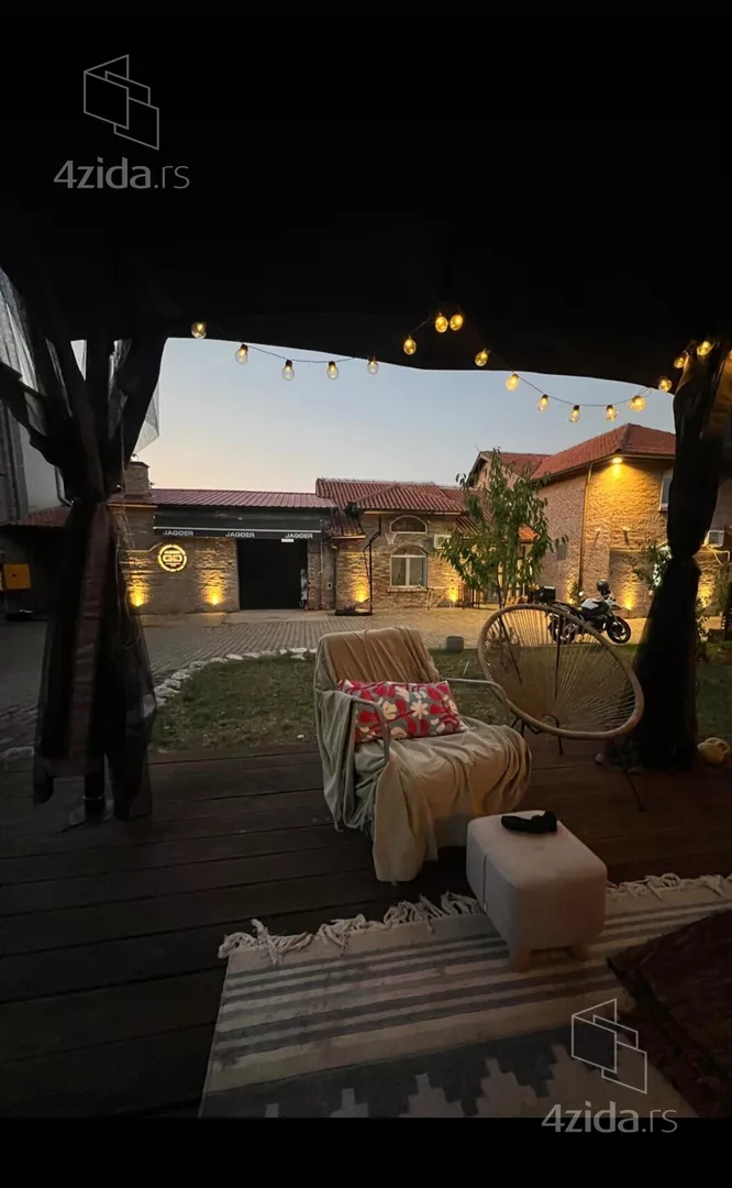 Poslovni prostor | 4zida