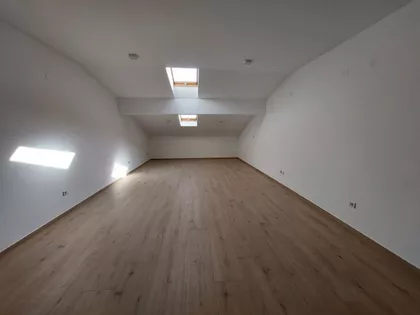 Cara Lazara | 4zida.rs
