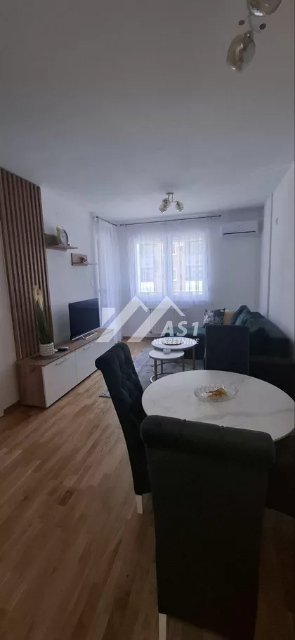 Gorana Jojića | 4zida.rs