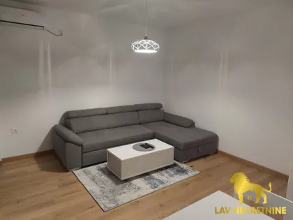 LAZE LAZAREVIĆA | 4zida.rs