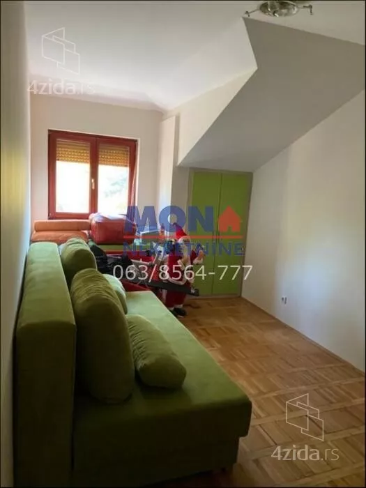 Šestosoban stan | 4zida