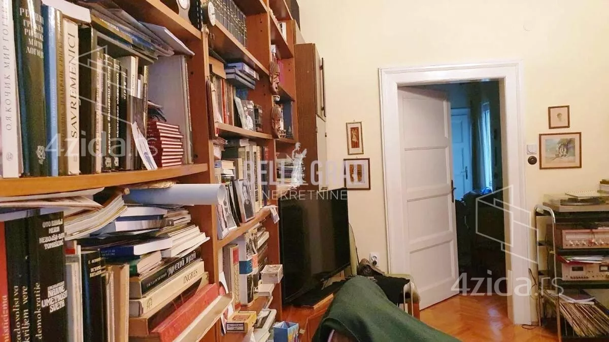 Četvoroiposoban stan | 4zida