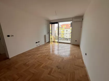 Bulevar Patrijarha Pavla (Somborski Bulevar) | 4zida.rs
