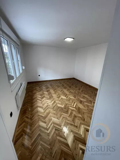 Cara Dušana | 4zida.rs