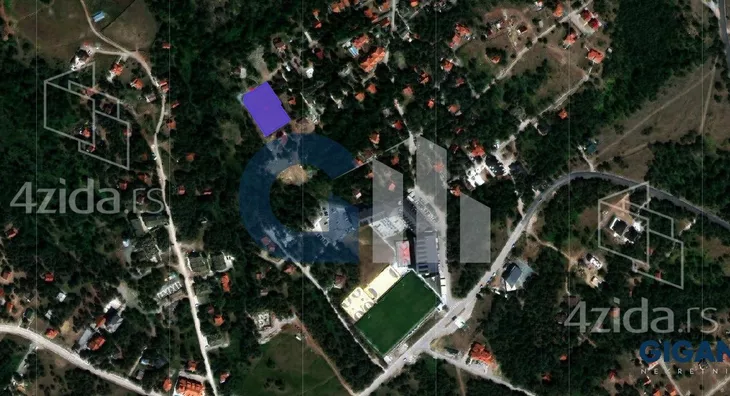 Plac | 4zida