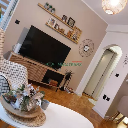 Petra Drapšina | 4zida.rs