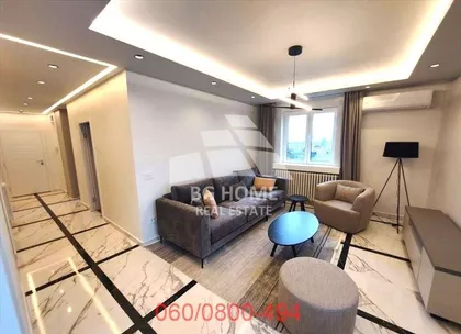 Karnegijeva | 4zida.rs