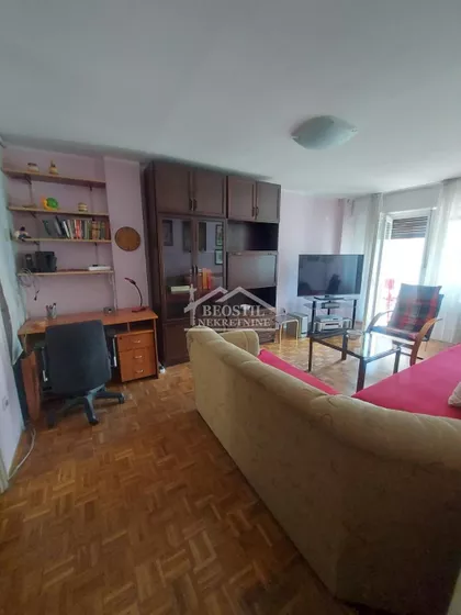 Bulevar Arsenija Čarnojevića | 4zida.rs