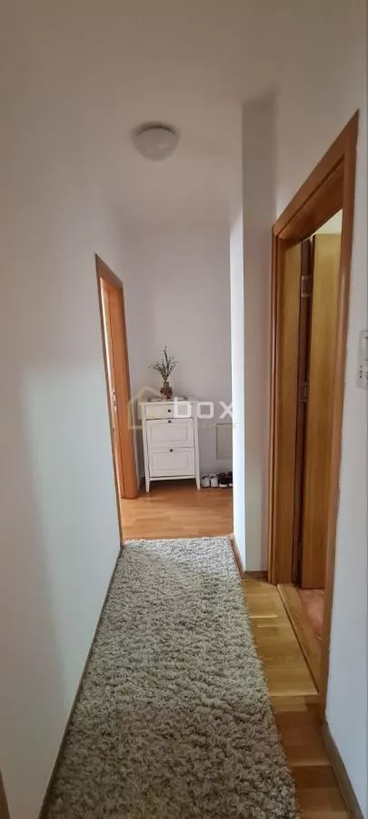 Filozofski Fakultet | 4zida.rs