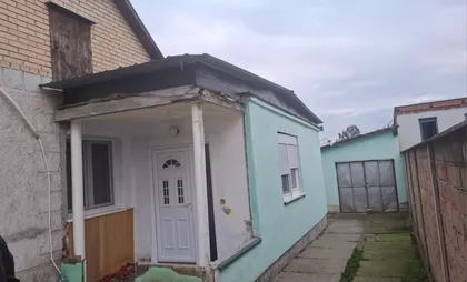 Karađorđev Trg | 4zida.rs