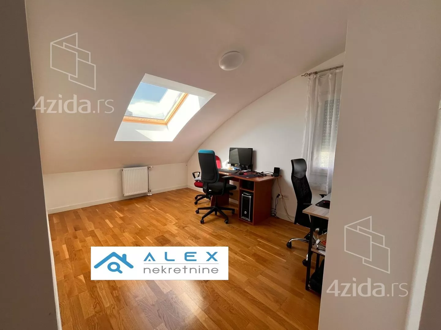 Petosoban stan | 4zida