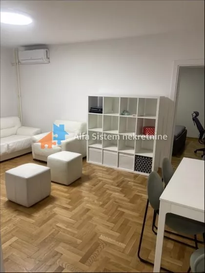 Klinički Centar | 4zida.rs