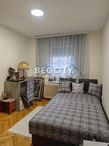 Admirala Geprata | 4zida.rs