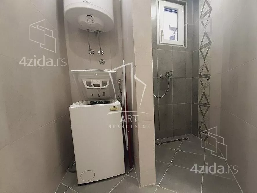 Garsonjera | 4zida