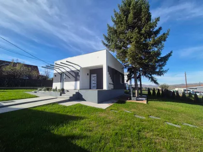 Korićani | 4zida.rs