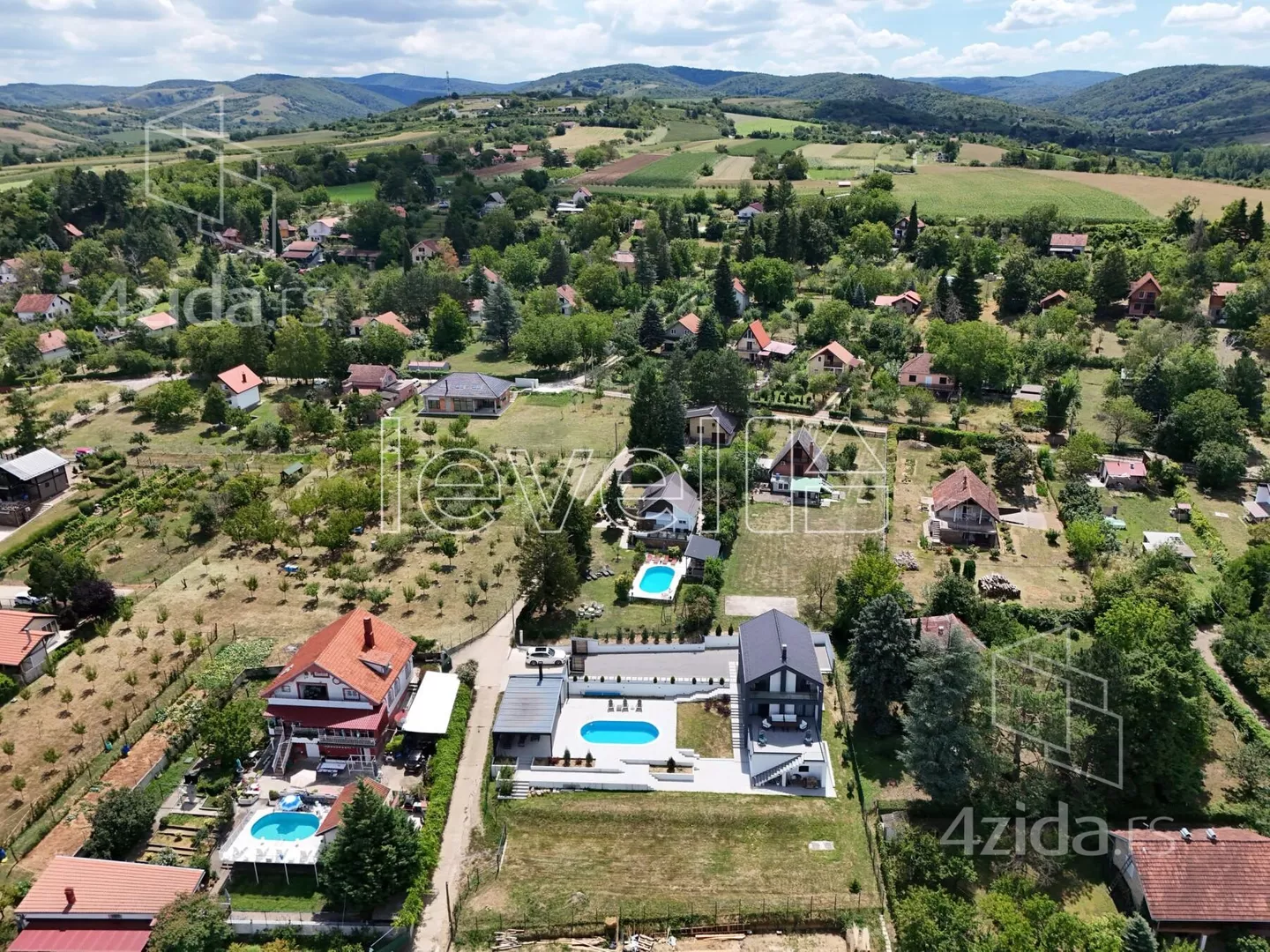 Kuća | 4zida