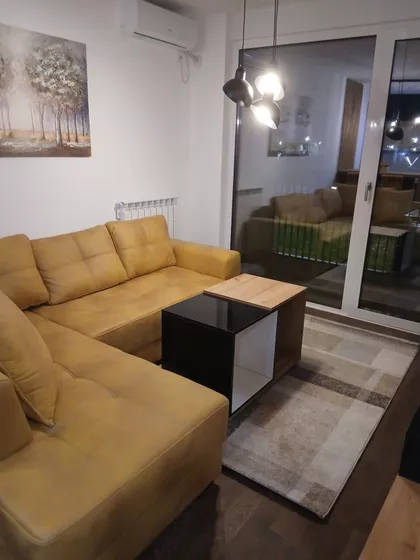 Majora Vladana Mikićevića | 4zida.rs