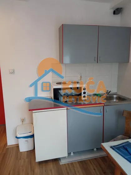 Janka Veselinovića | 4zida.rs