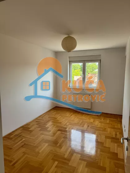 Hajduk Veljkova | 4zida.rs