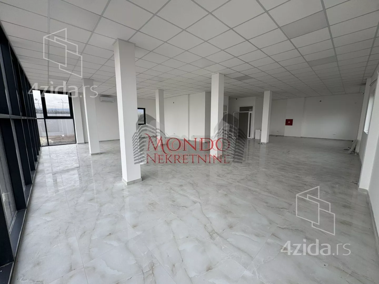 Poslovni prostor | 4zida