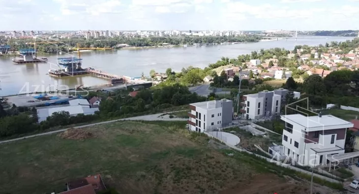 Četvoroiposoban stan | 4zida