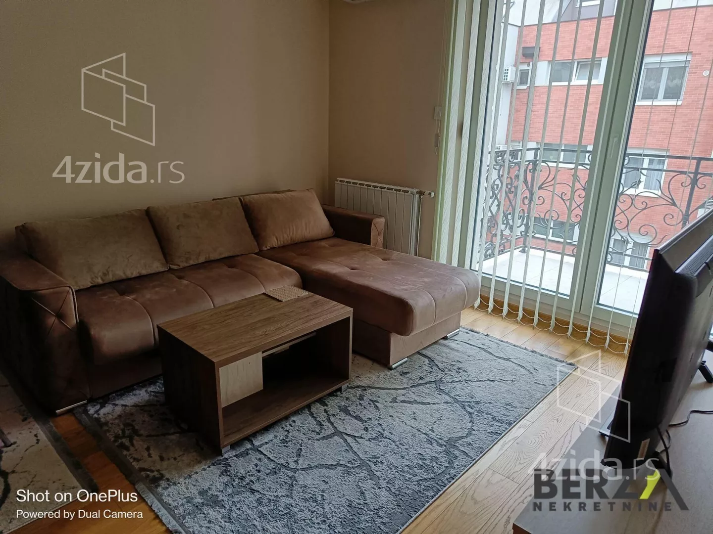 Jednoiposoban stan | 4zida