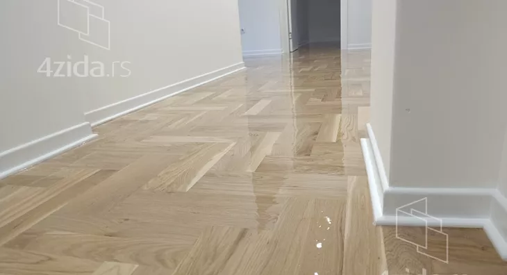 Troiposoban stan | 4zida