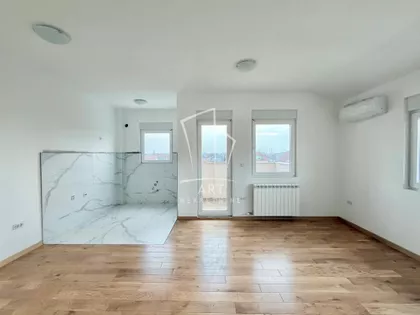 Kikindska | 4zida.rs