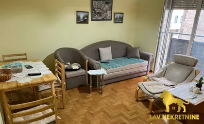 ŽELEZNIČKA | 4zida.rs