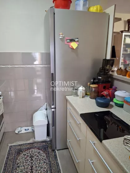 Prve pruge | 4zida.rs