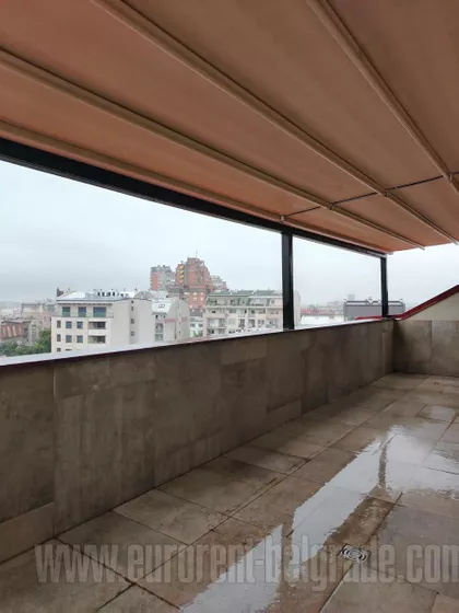 CRVENI KRST | 4zida.rs